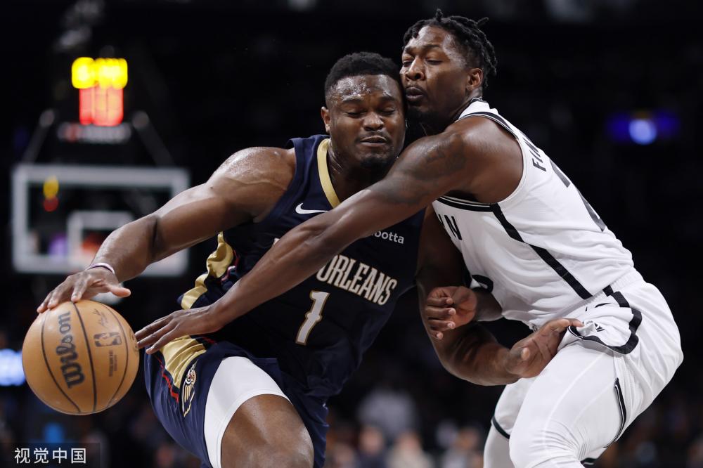 尔在内线形 尔在内线形